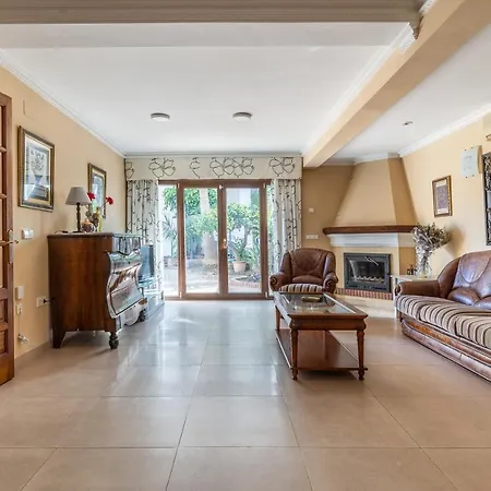 Oasis Villa Fuengirola
