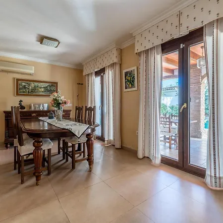 Oasis Villa Fuengirola